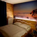 Dubovy Dul Apartment