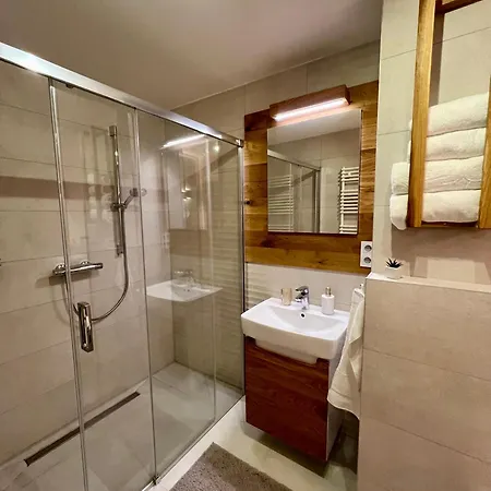 Apartment Dubovy Dul Cerny Dul
